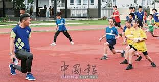 看国米的球也就从11／12赛季开始，最开始一直用...